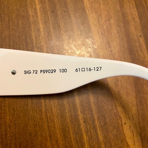 Fossil Signature Cat No. 2 Sunglasses - Picture 7 of 14